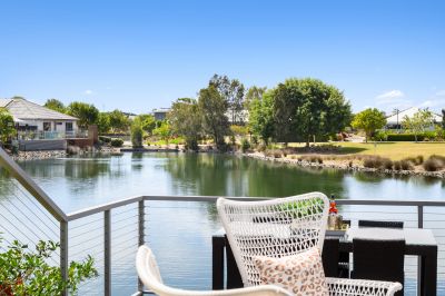 Lakeside Retreat Gem!