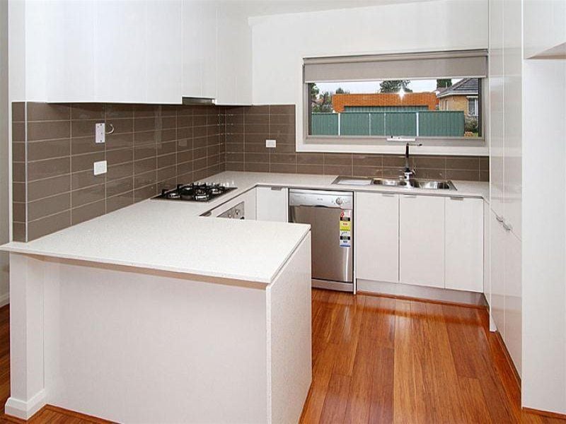 Live in Luxury -  Walk to Everything!