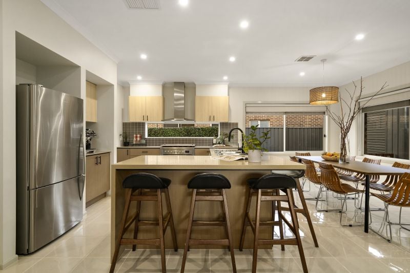 2 Kalatha Street, South Morang