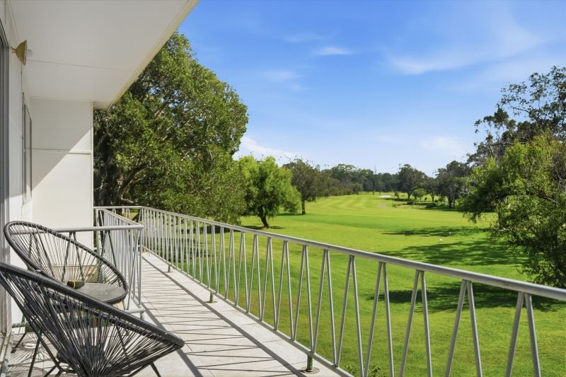 Golf Course Frontage with Stunning Northerly Aspect