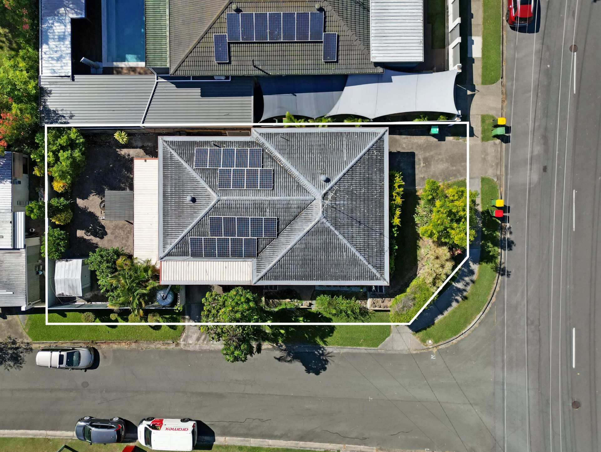 36 Nyora Street, Southport, Southport - Thumbnail 4