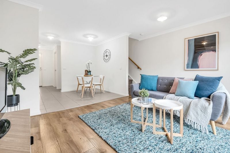 8 Raspberry Grove, Mernda