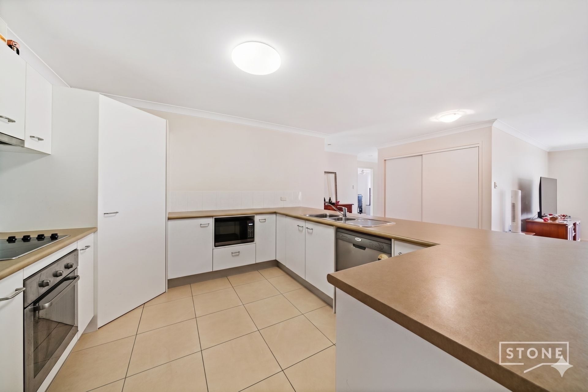 9 Ashmore Close, Marsden, Marsden - Thumbnail 3