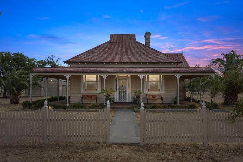 378 Avonmore-Mayreef Road, Avonmore