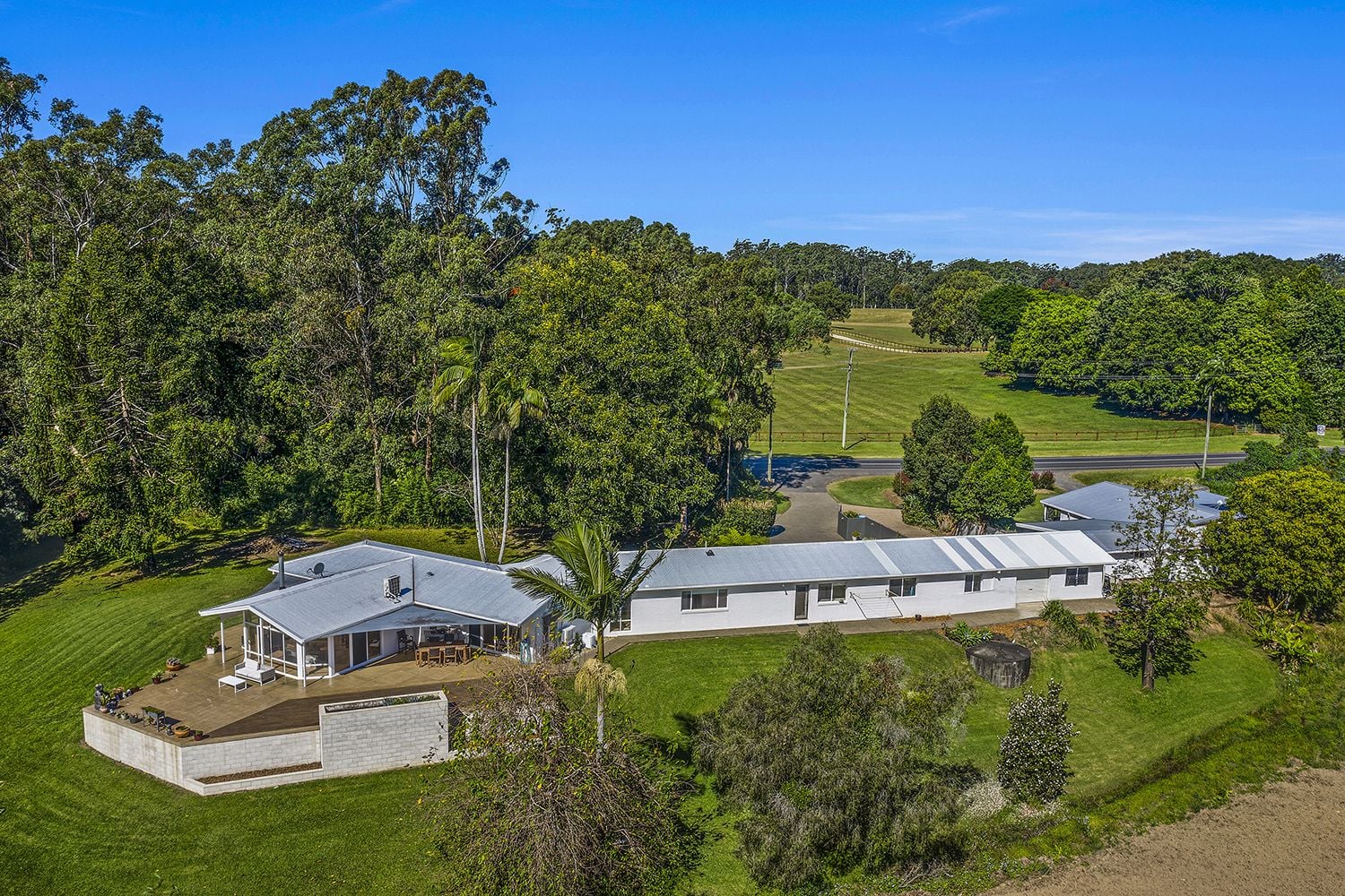 282 Pine Creek Way, Bonville, Bonville - Image 1
