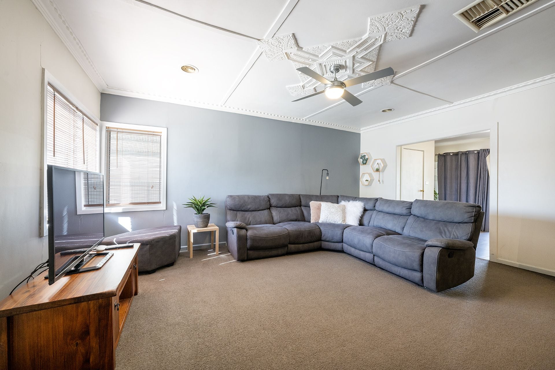 44 Bennett Road Horsham VIC, Horsham - Thumbnail 5
