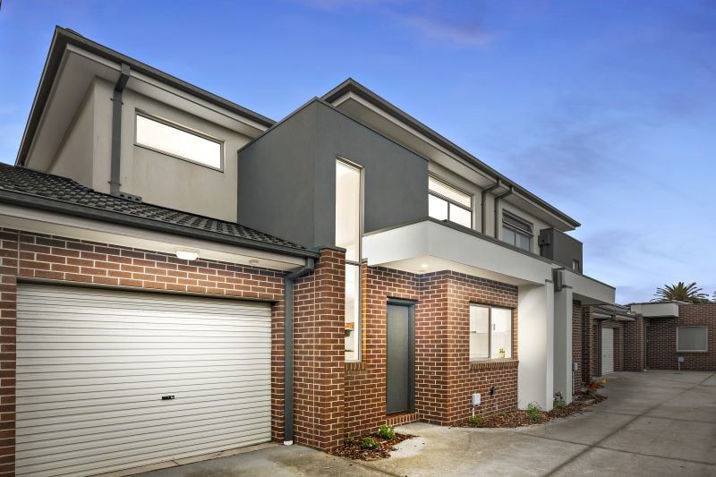 2/14 Marcia Street, Thomastown