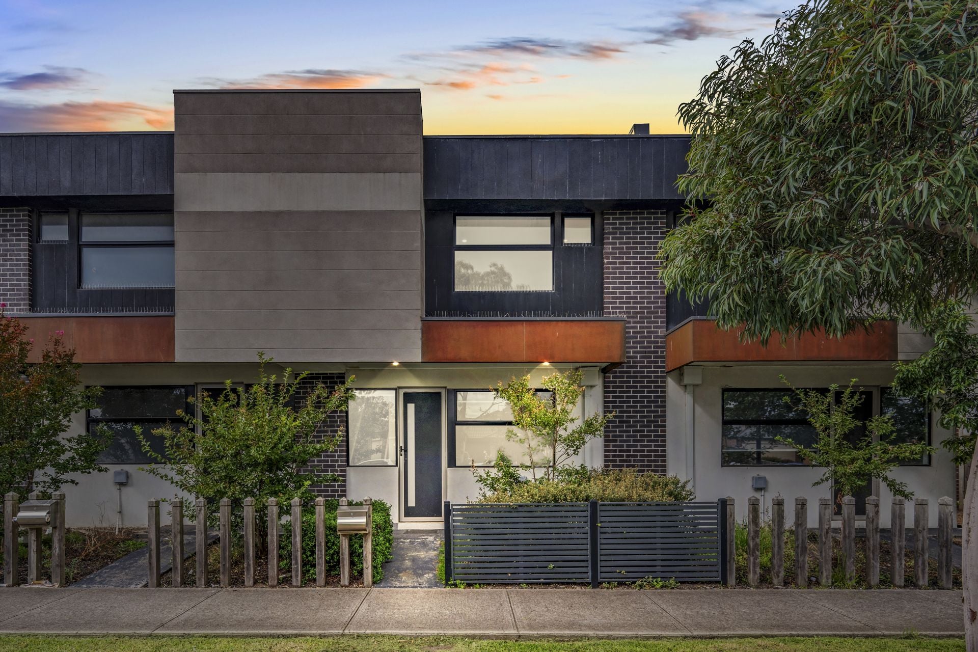 Stylish Modern Living In Prime Wollert Pocket