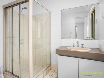 6 Jubilee Avenue, Success