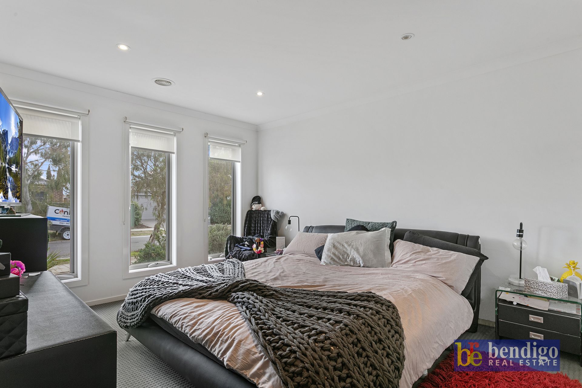 8 Caulfield Drive Ascot VIC, Ascot - Thumbnail 5