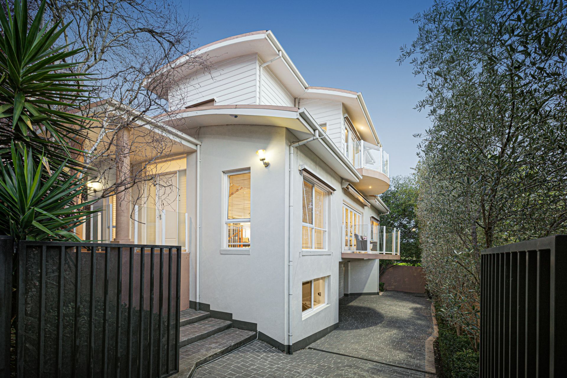2/6 Burgess Street, Hawthorn East, Hawthorn East - Image 1