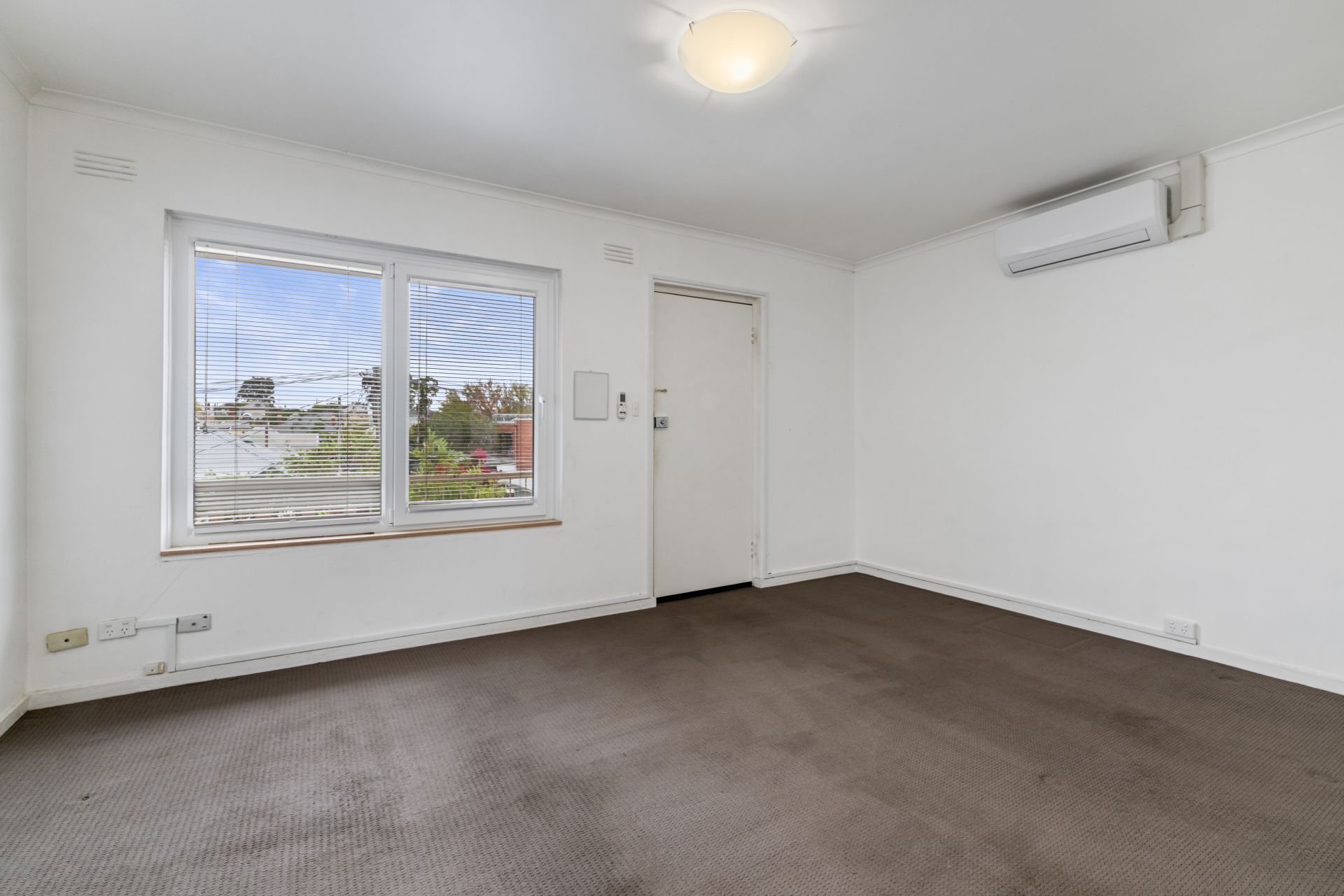 Stylish & Spacious Living in a Prime Location