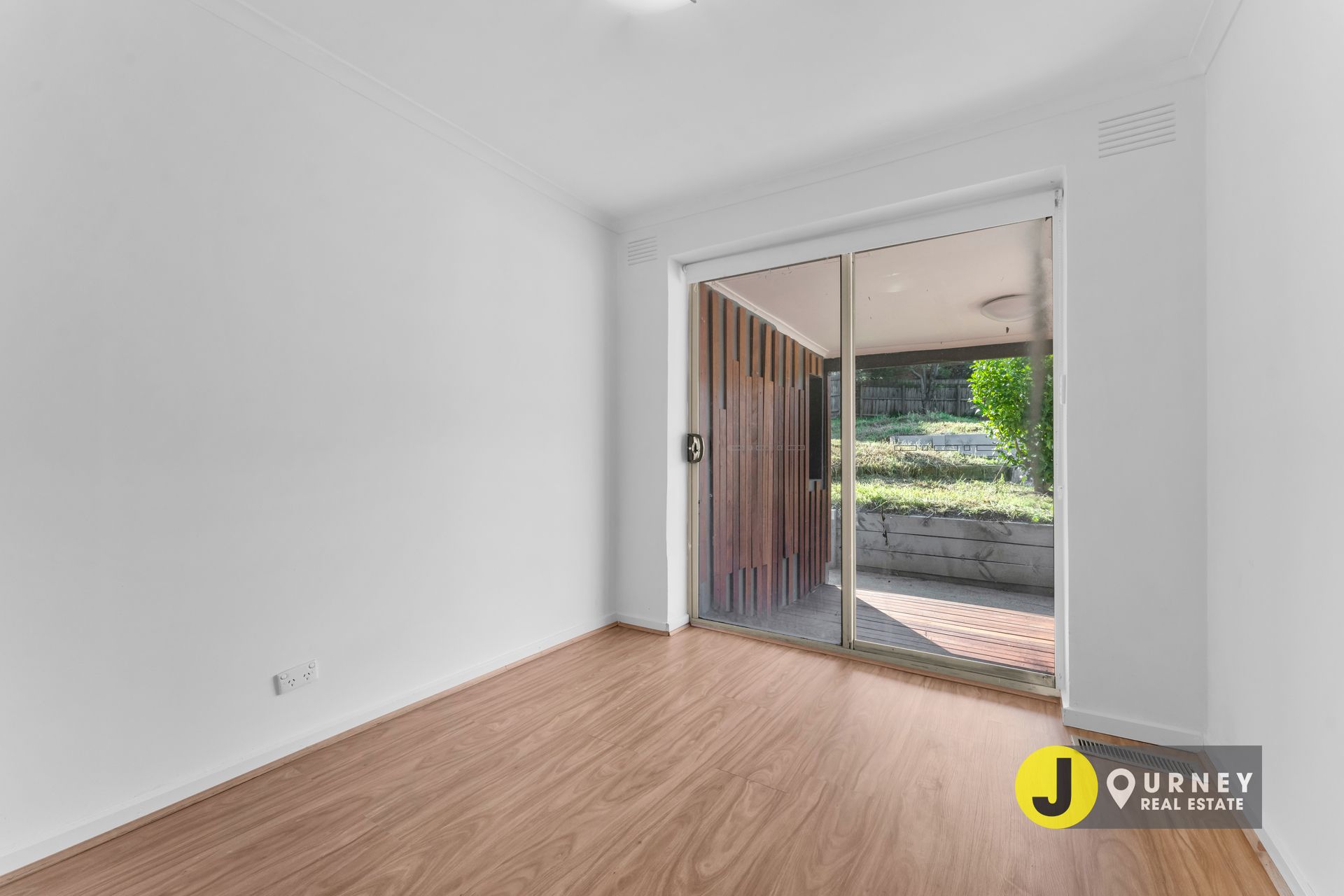 2 Dove Court, Pakenham VIC, Pakenham - Thumbnail 8