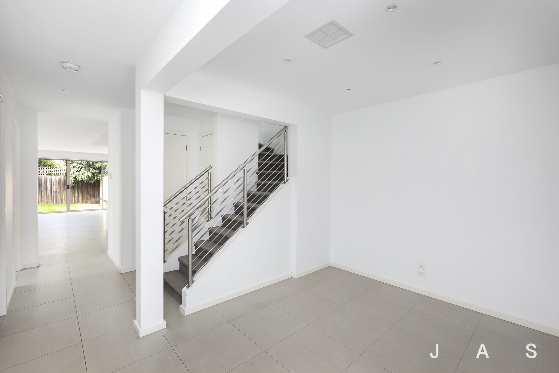 1 Monmouth St Newport VIC, Newport - Thumbnail 3