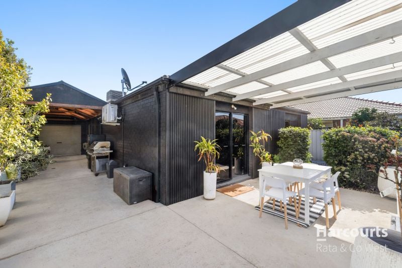 5 Diggers Place, Caroline Springs