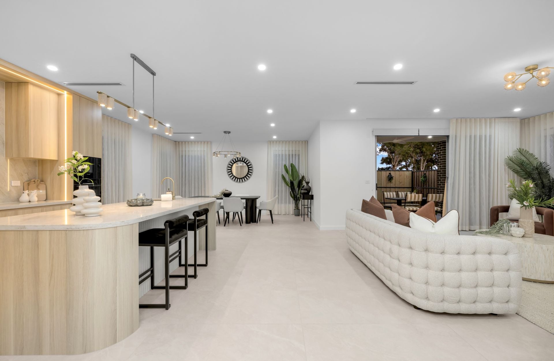 23 Bar Street, Box Hill - Thumbnail 8