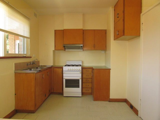 Spacious Light Filled Apartment!