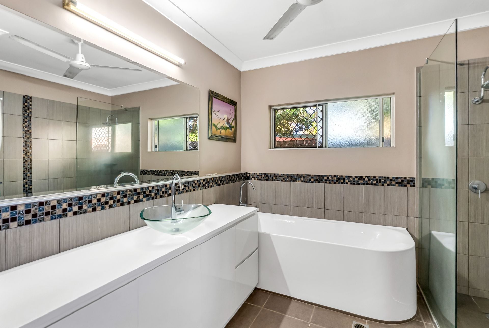 3 Crown Close, Edmonton, Edmonton - Thumbnail 8