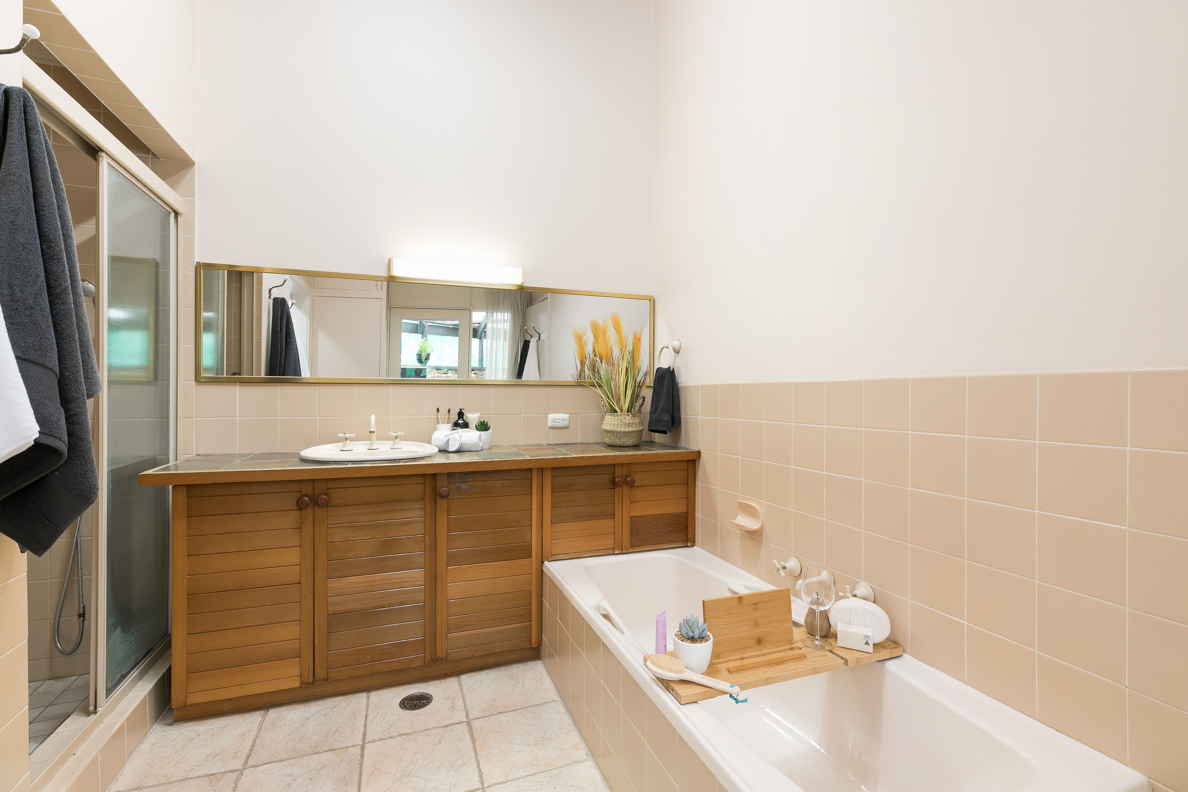 3 Doris Avenue MIRANDA 2228