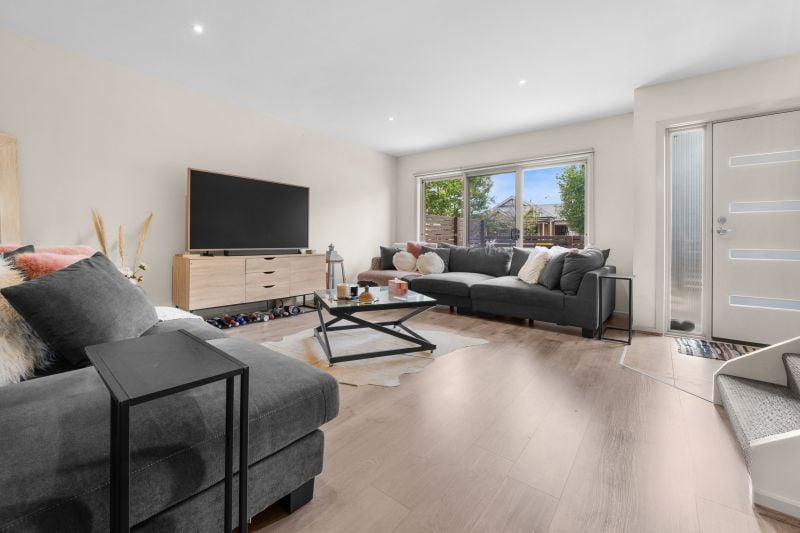 4/17-21 Cobaw Circuit, Caroline Springs