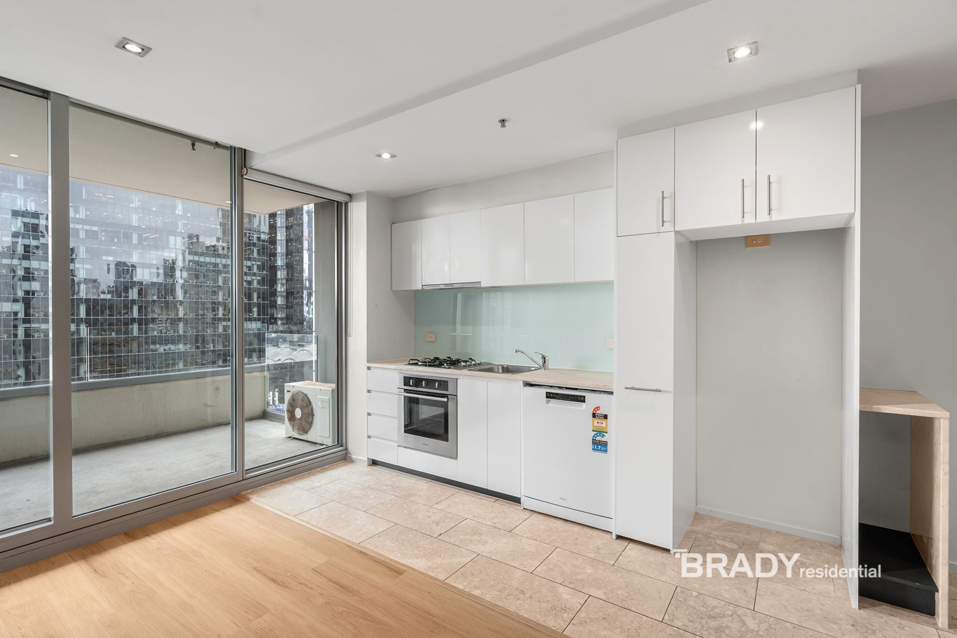 1904/8 Downie Street Melbourne VIC, Melbourne - Thumbnail 2