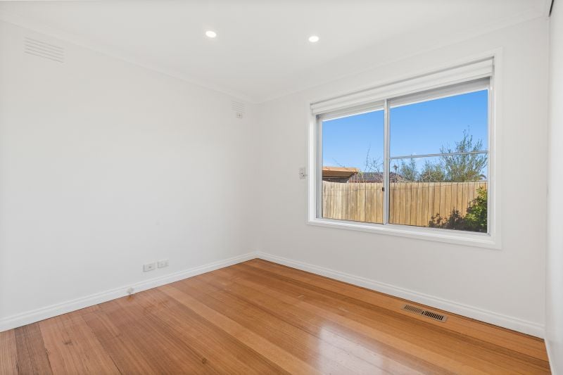 13 Emerald Street, Dallas