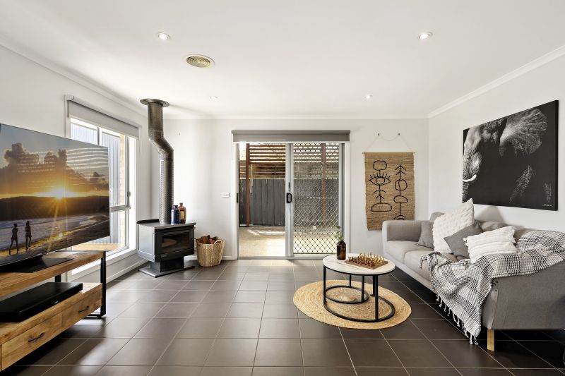 57 Hayston Boulevard, Epping