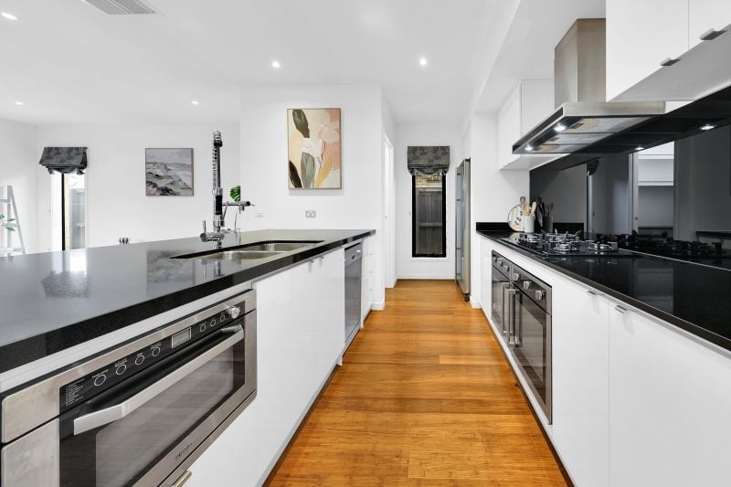 41 Sarissa Street, Lalor