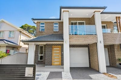 Holsworthy 39B Huon Crescent