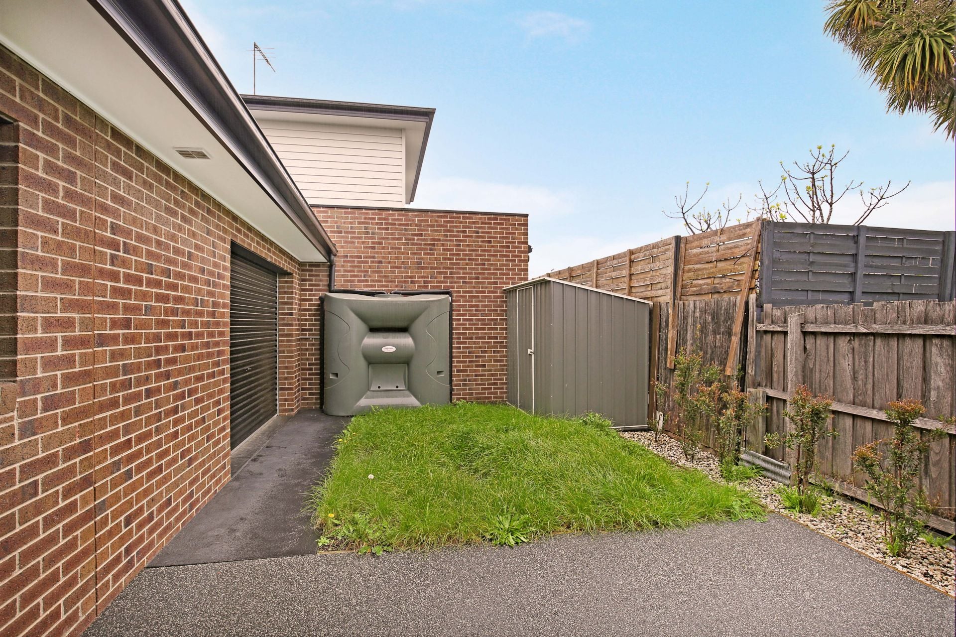 Beautiful Townhouse in a Great Location!