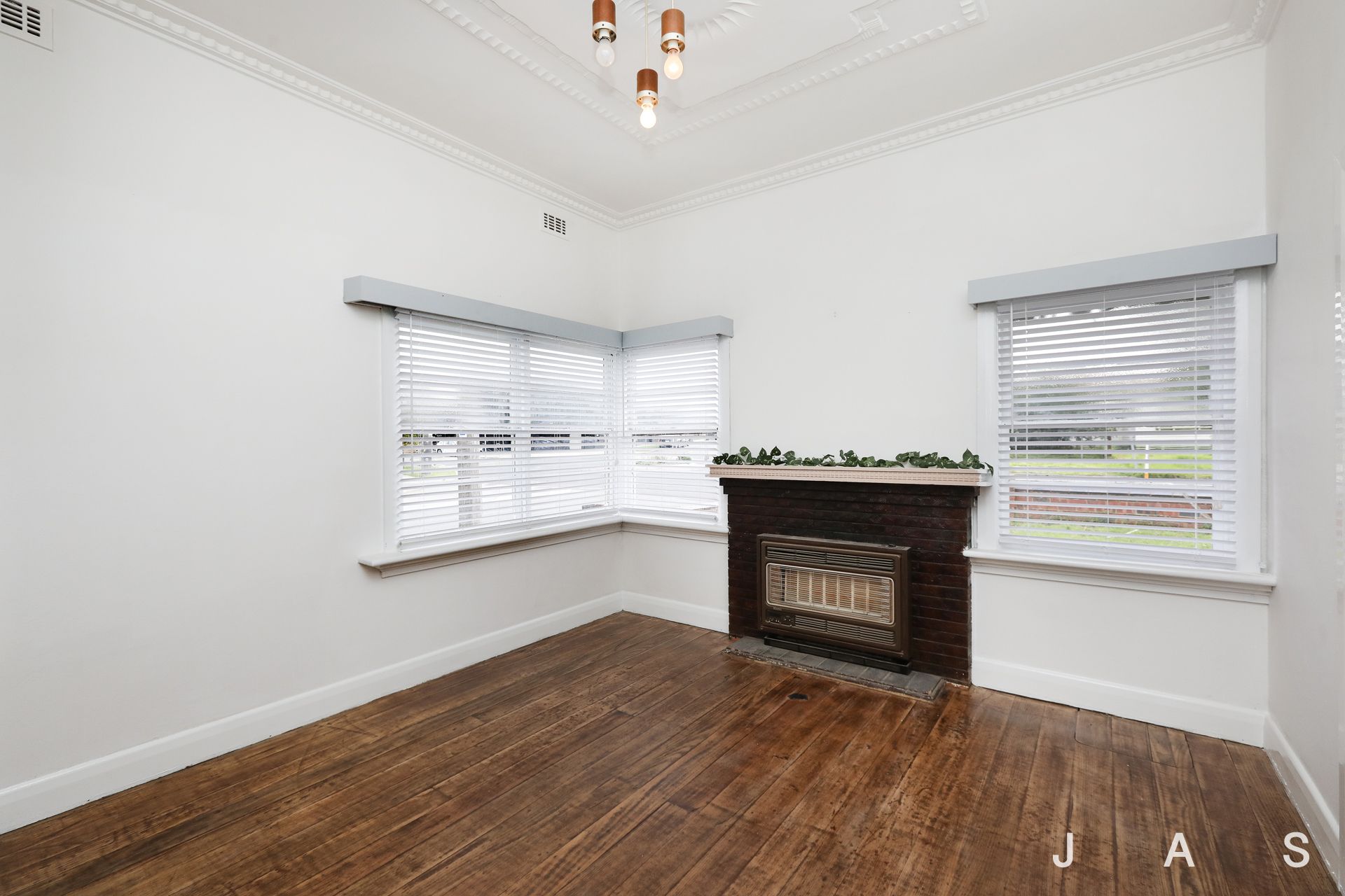 91 Roberts Street Yarraville VIC, Yarraville - Thumbnail 3