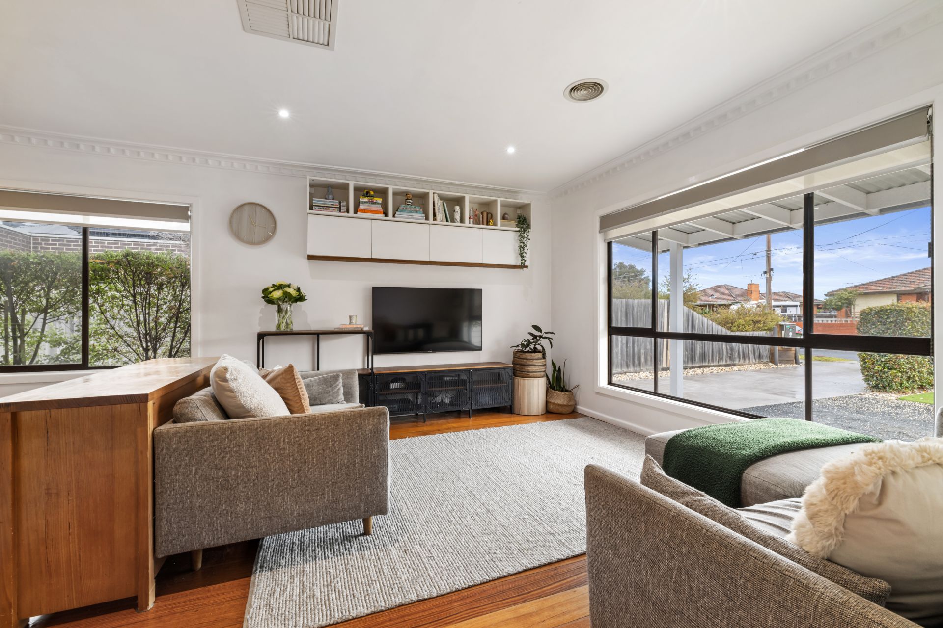 Low-Maintenance Comfort in a Prime Location