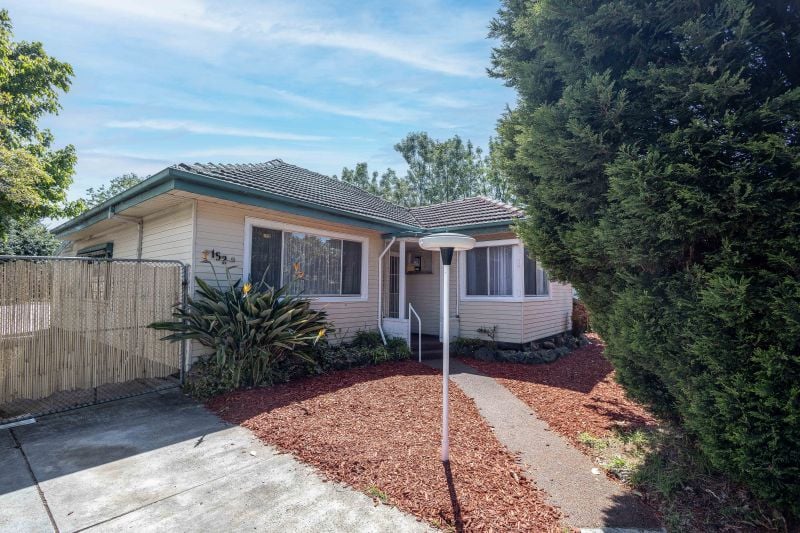152 Purinuan Road, Reservoir