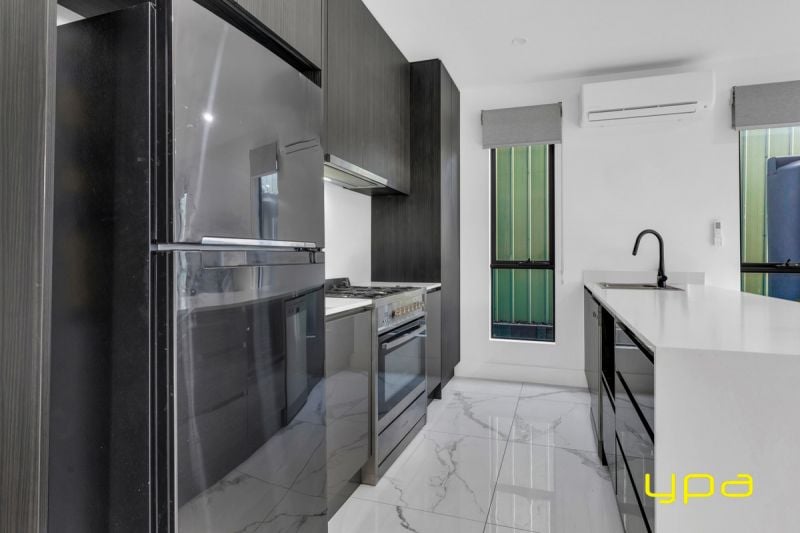 2/76 Marklin Street Cranbourne VIC, Cranbourne - Thumbnail 4