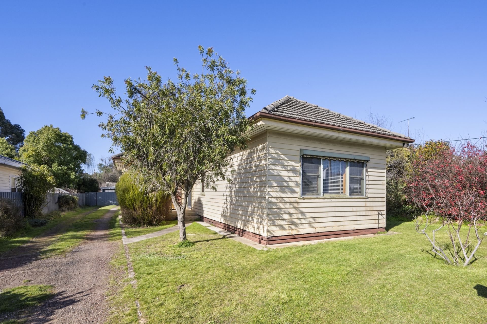11 Rogers Street, Maryborough - Thumbnail 2