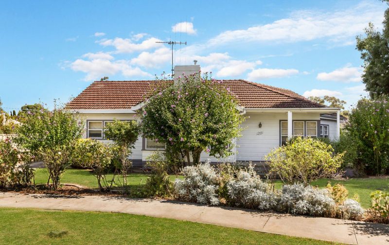 20 Havlin Street West Bendigo VIC, Bendigo - Thumbnail 2