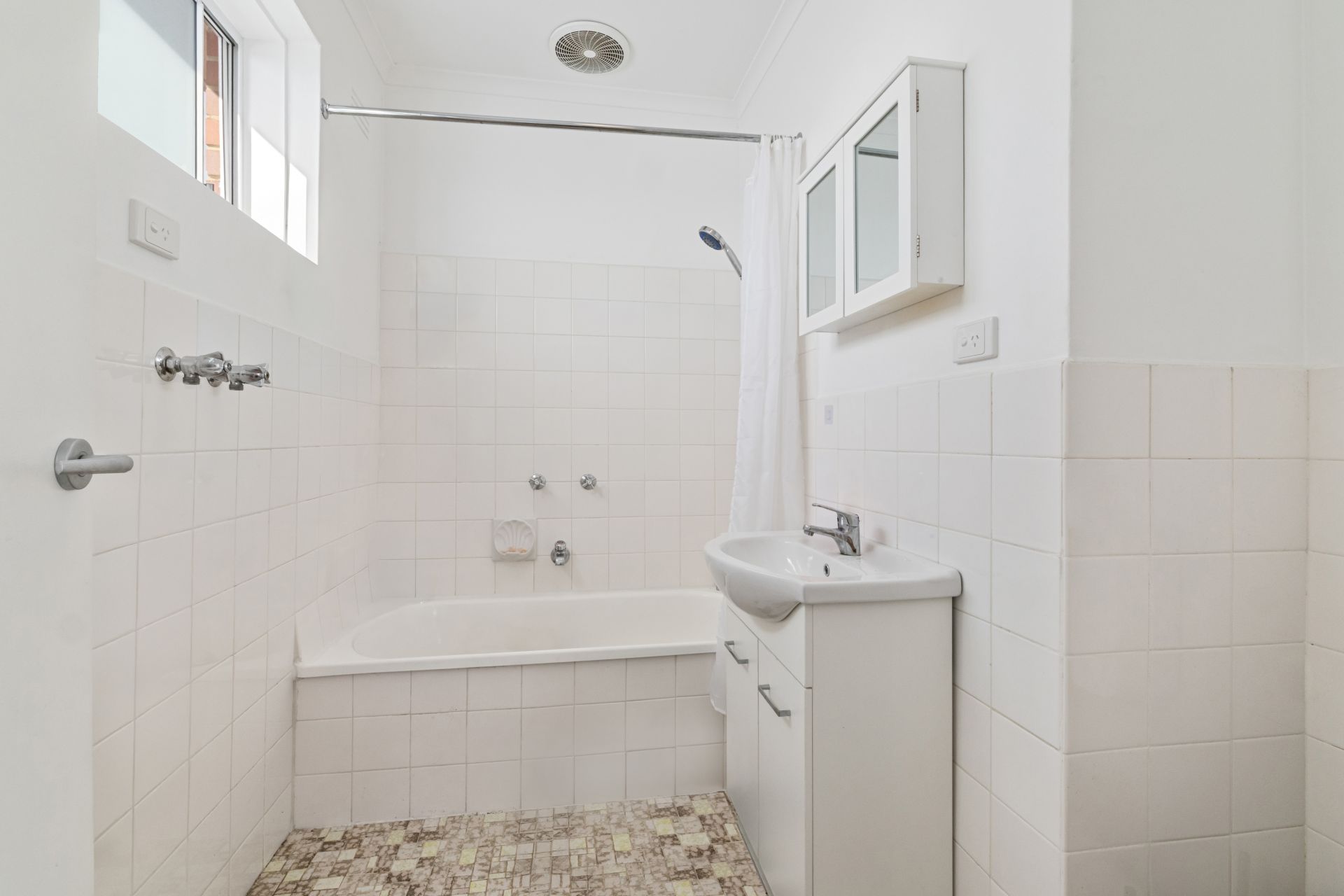 A Great Investment In A Thriving Lifestyle Location