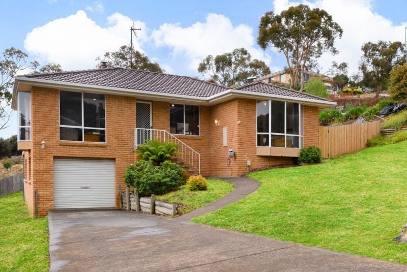 13 Jasanda Dr, Montrose, Montrose - Thumbnail 2