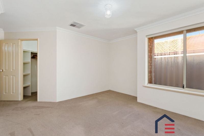 1/11 Camden St, Dianella