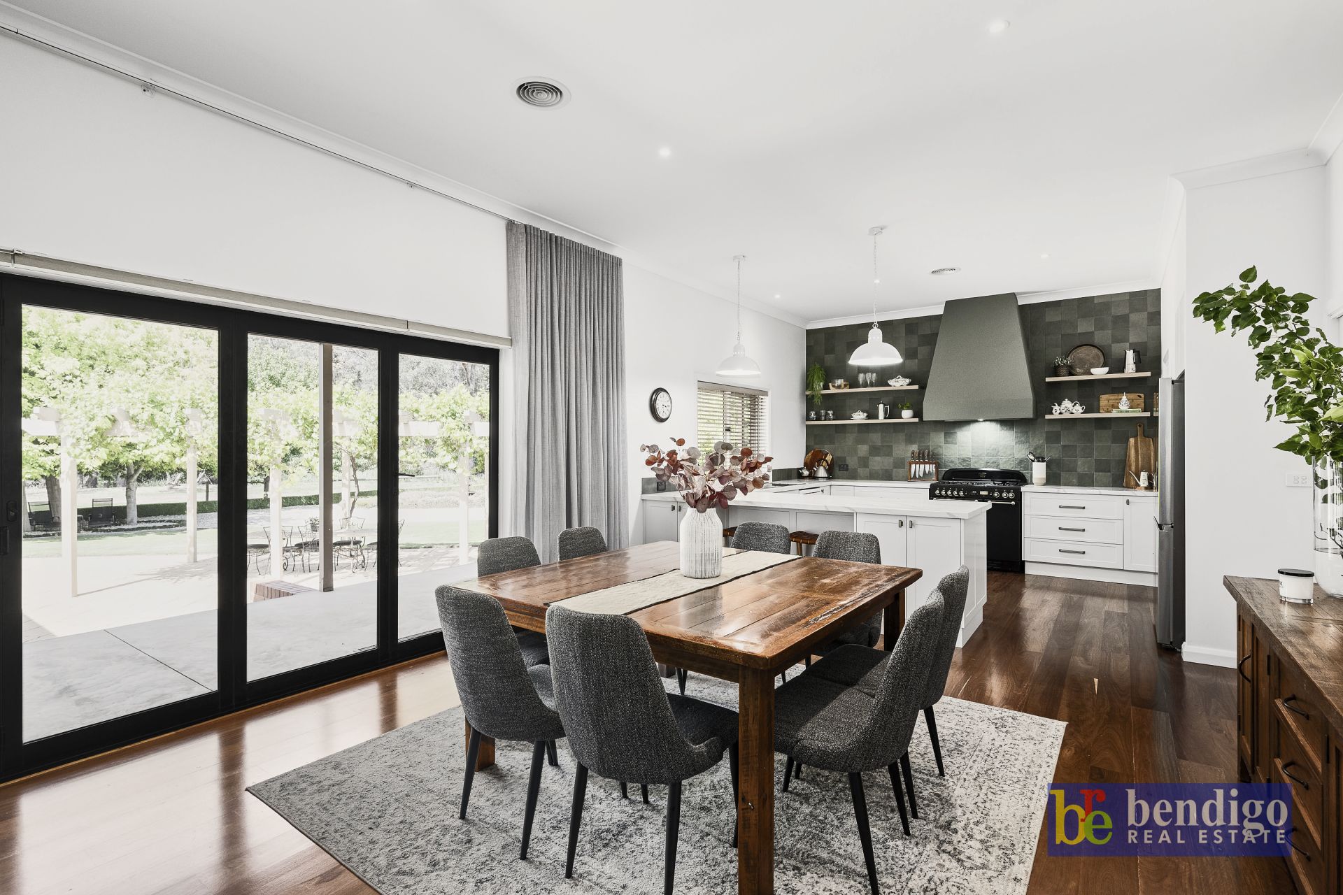 6 Clarendon Close Strathfieldsaye VIC, Strathfieldsaye - Thumbnail 3