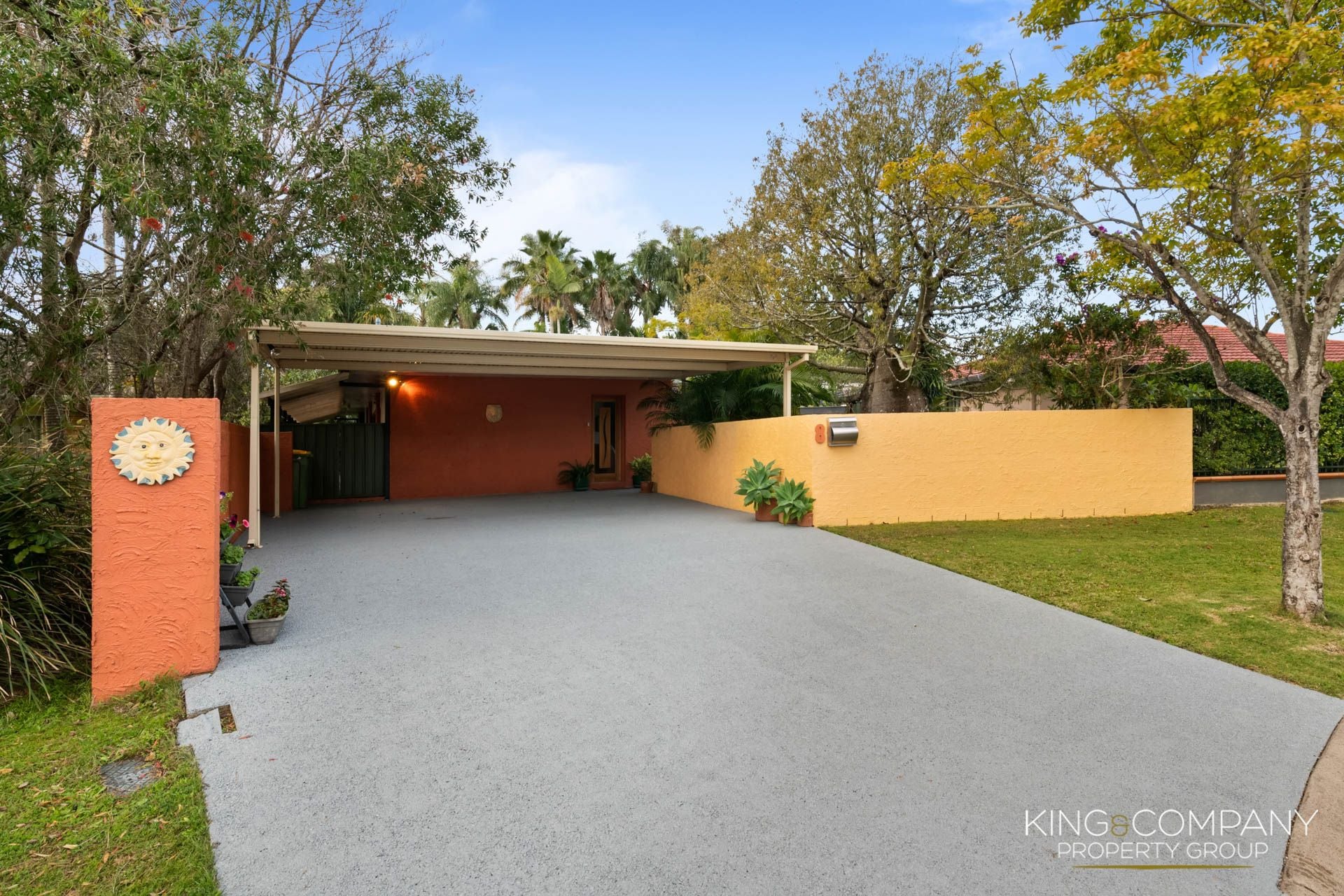 8 Farr Court, Daisy Hill, Daisy Hill - Thumbnail 2