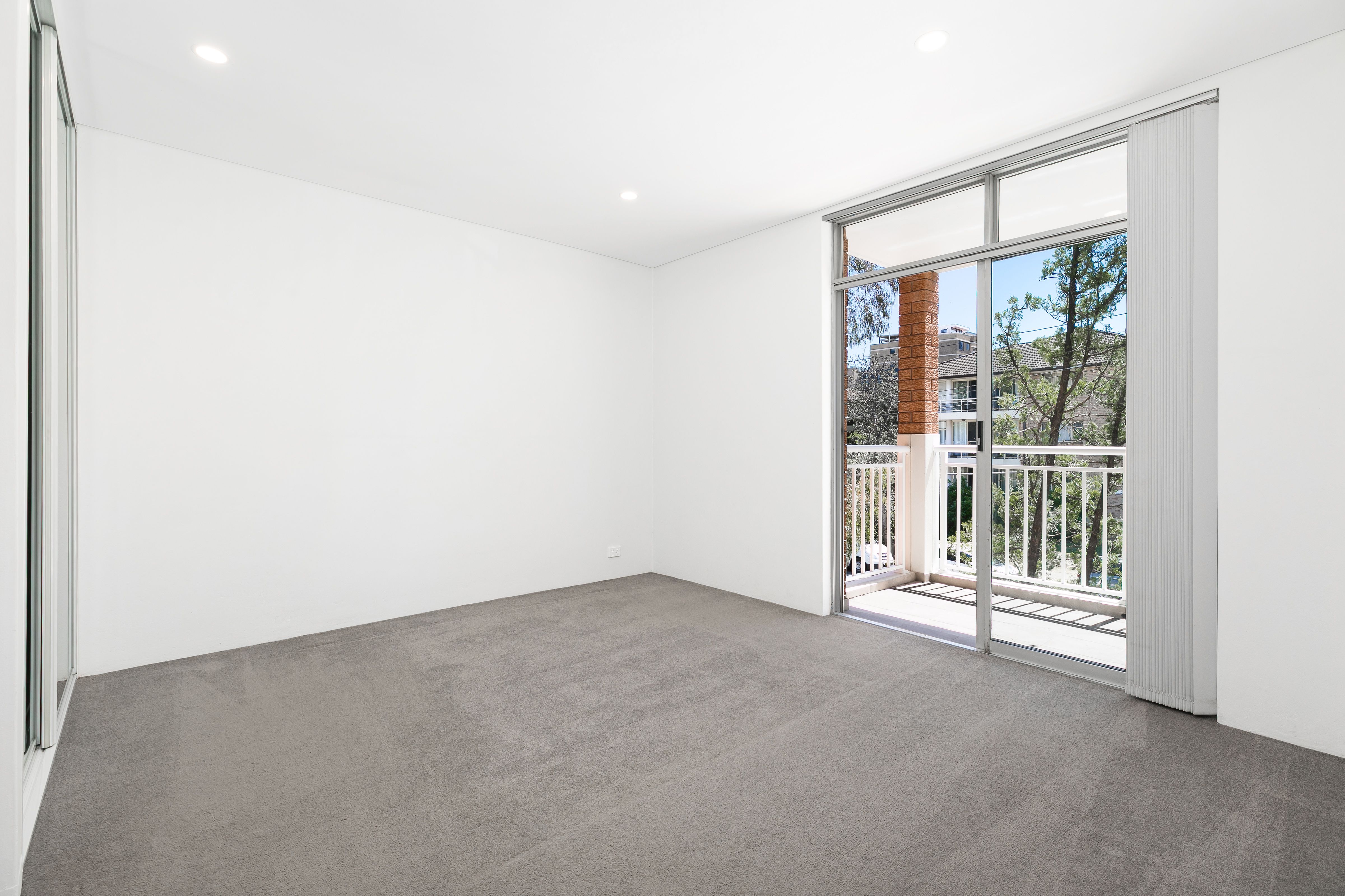 4/26a Burke Road CRONULLA 2230