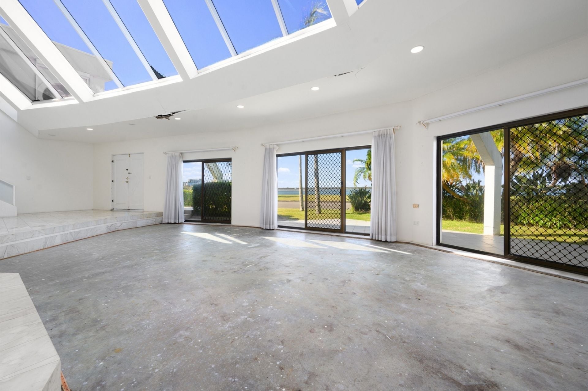 12 James Cook Esplanade, Hollywell QLD 4216, Hollywell - Thumbnail 4