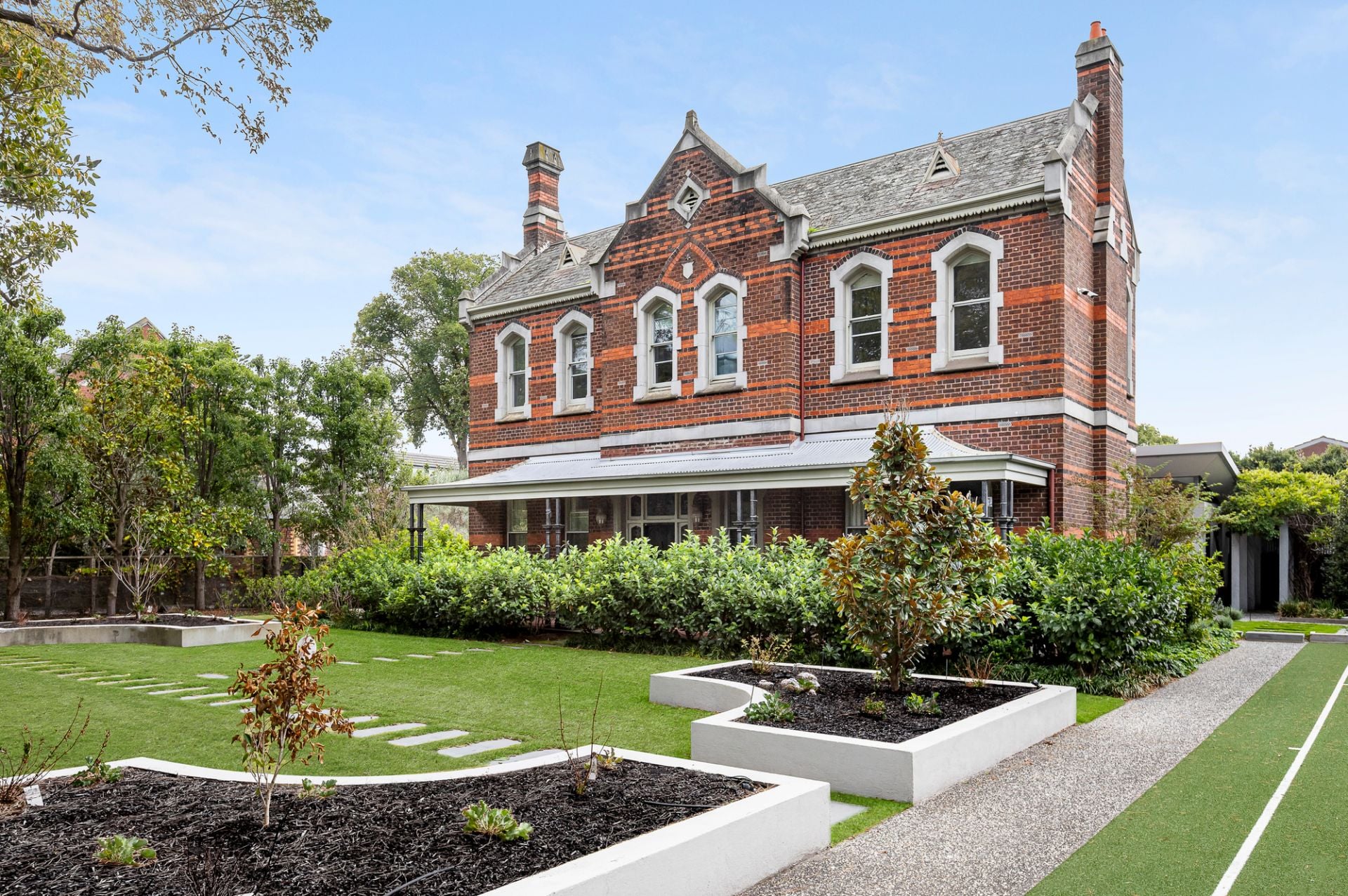 71 North Road, Brighton, Brighton - Thumbnail 2