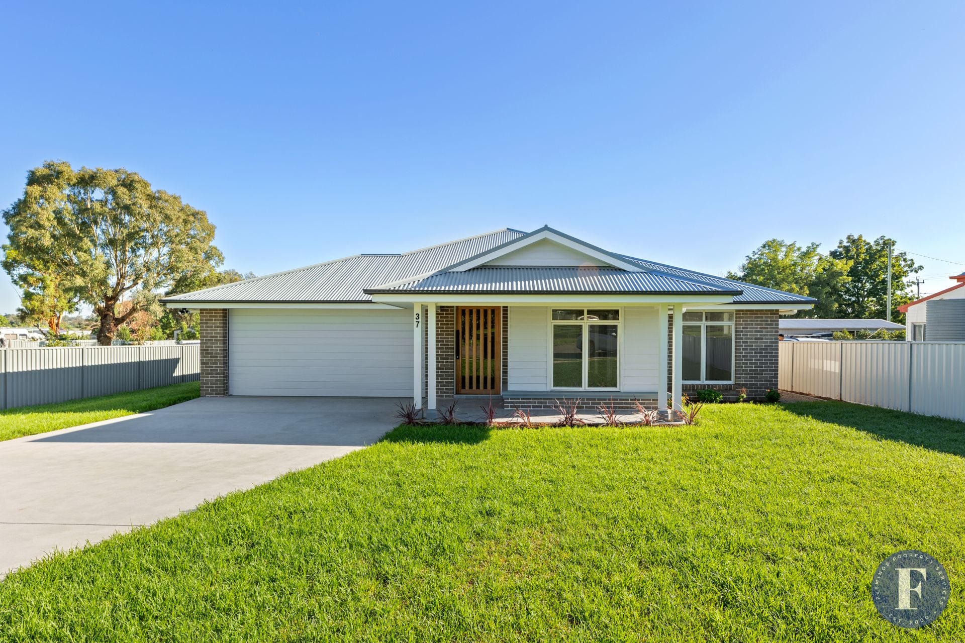 37 Brial Street, Boorowa NSW, Boorowa - Thumbnail 2