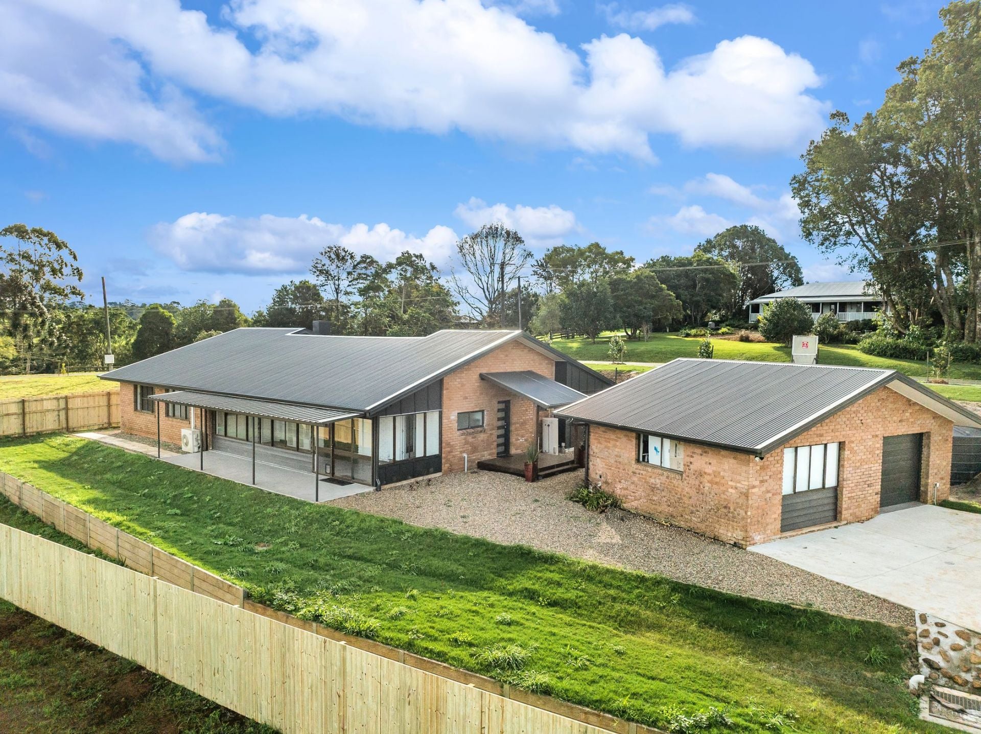 10 Hilltop Crescent Maleny QLD, Maleny - Thumbnail 3