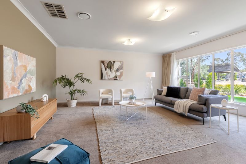 12 Shine Walk, Epping