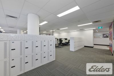 FULLY FITTED PLUG & PLAY OFFICE ON CUSP OF CBD !