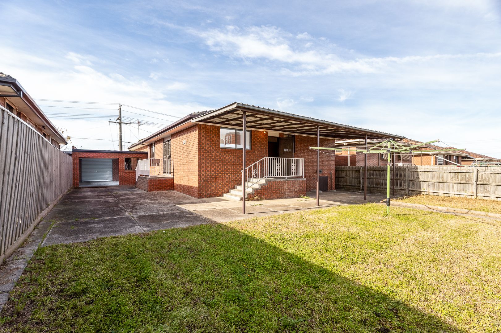 SPACIOUS FAMILY HOME