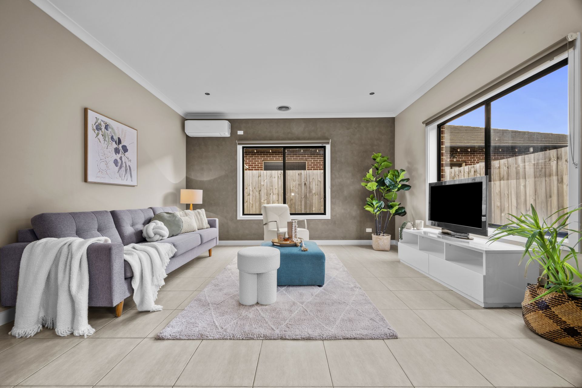 Spacious Dimensions In A Well-Connected Locale